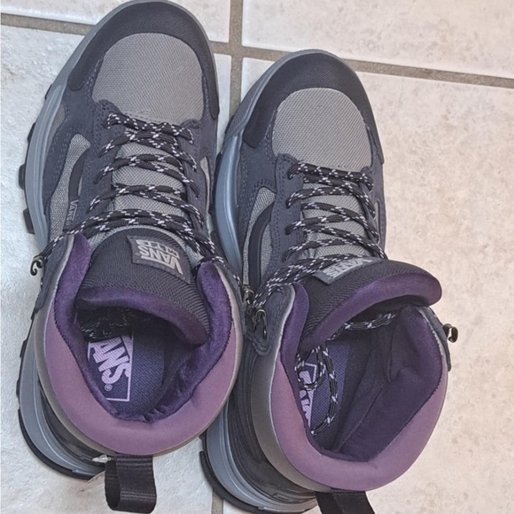 Vans MTE Crestline Waterproof hiking boots - Dark Grey/Purple Wmns 8.5 / Men's 7 - Picture 8 of 10